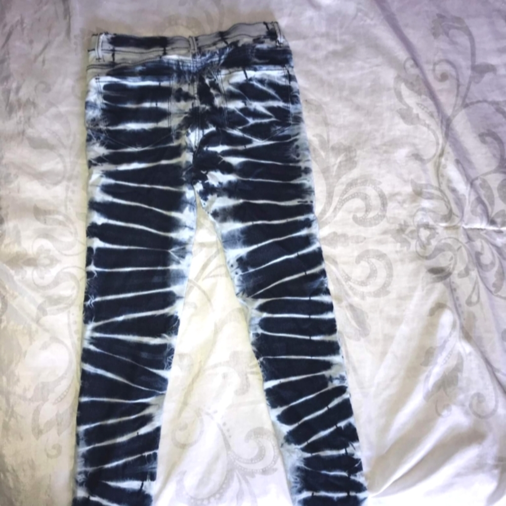 Rare skinny jeans